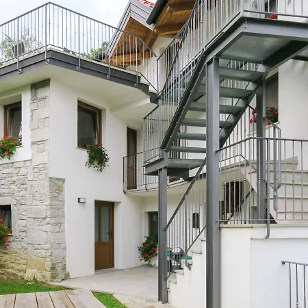 Locazione Turistica Casa Del Castagno - Nat401 아파트 *