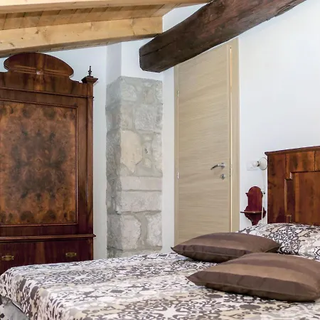 Locazione Turistica Casa Del Castagno - Nat401 아파트 *